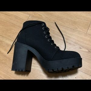 H&M Divided Size 8.5 Platform Shoes